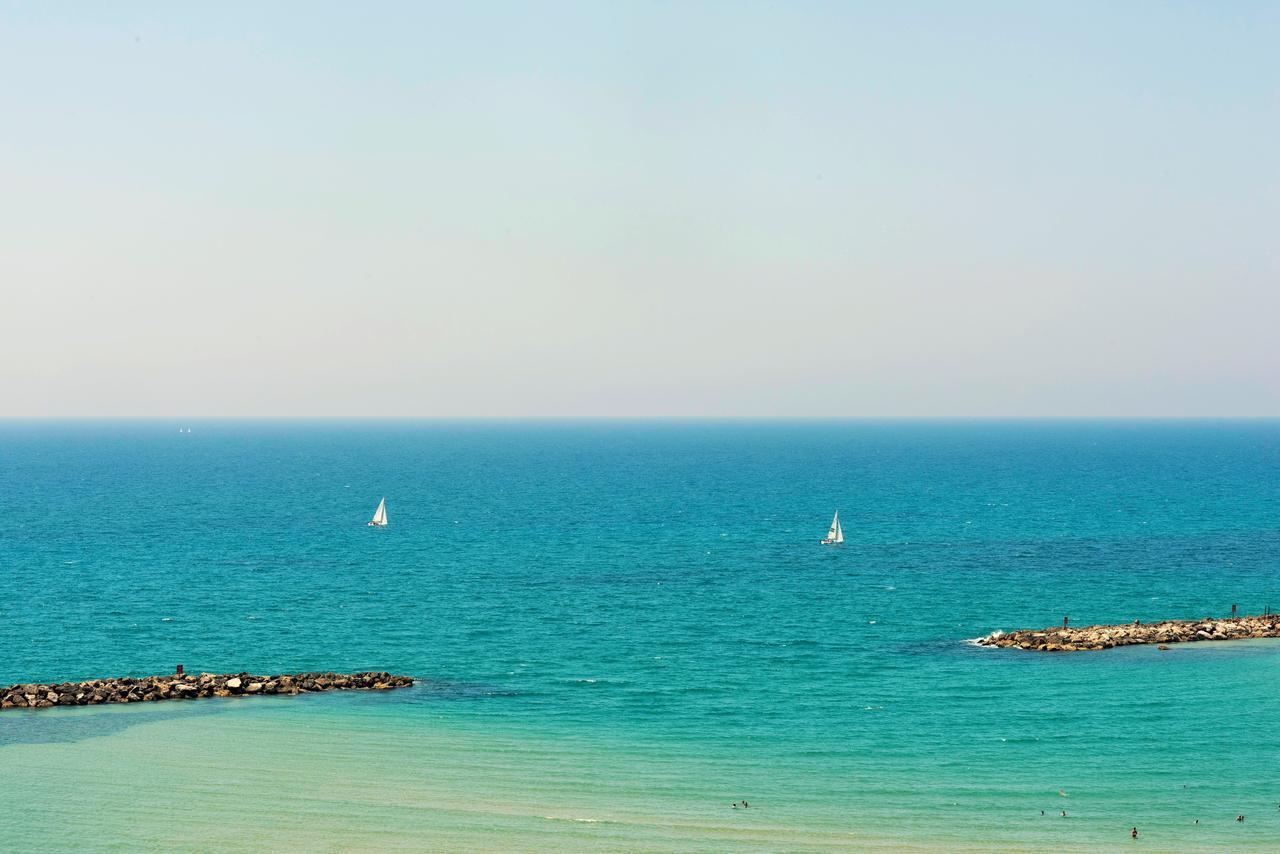Excellent Beachfront Apt W/ Pool Access By Sea N' Rent Tel Aviv Dış mekan fotoğraf