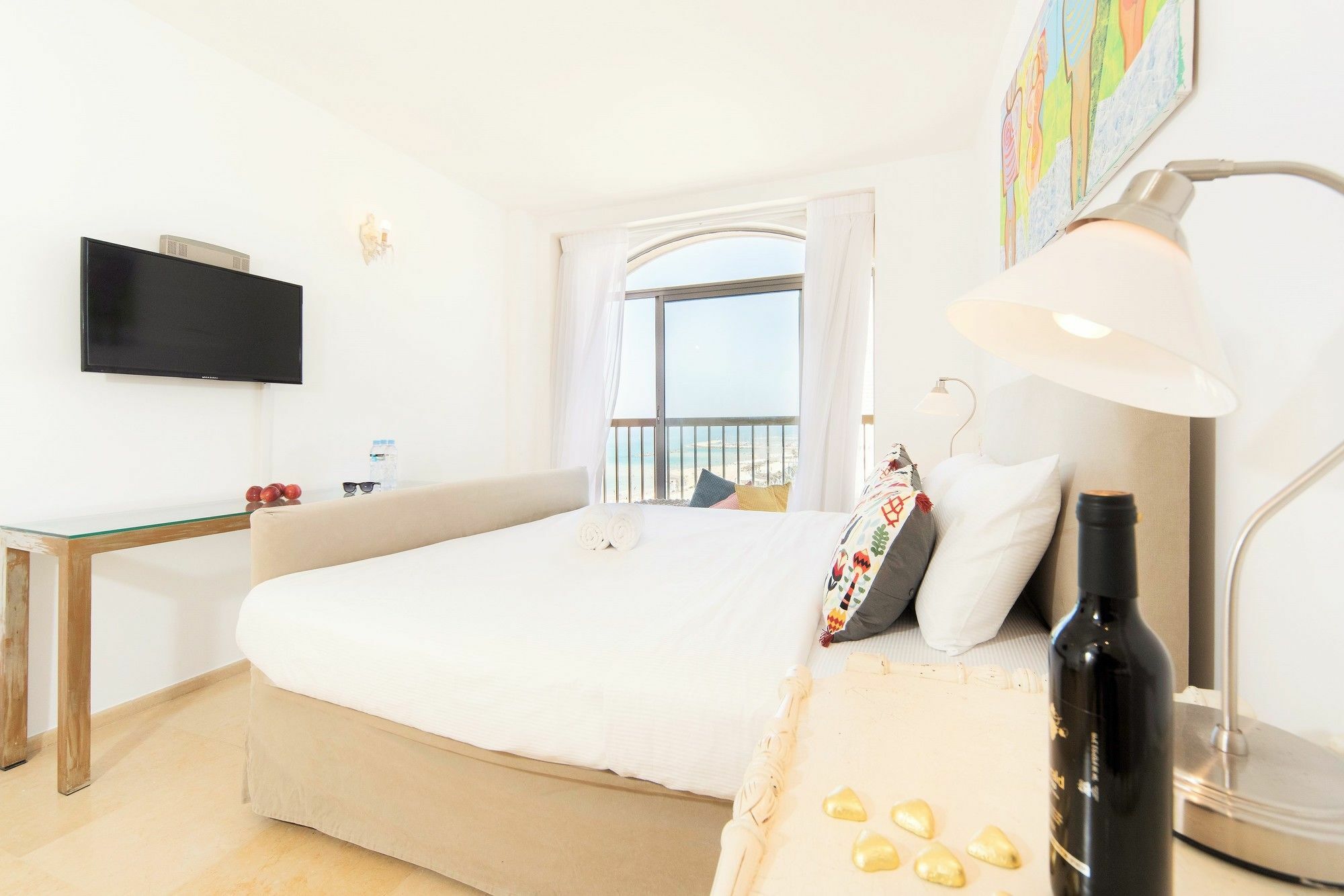 Excellent Beachfront Apt W/ Pool Access By Sea N' Rent Tel Aviv Dış mekan fotoğraf