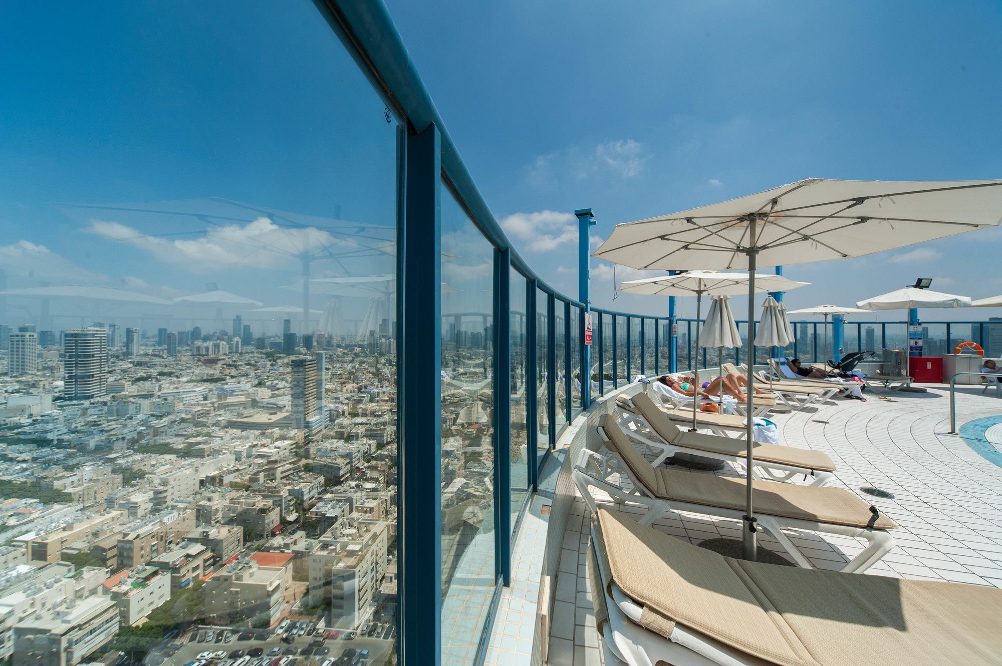 Excellent Beachfront Apt W/ Pool Access By Sea N' Rent Tel Aviv Dış mekan fotoğraf