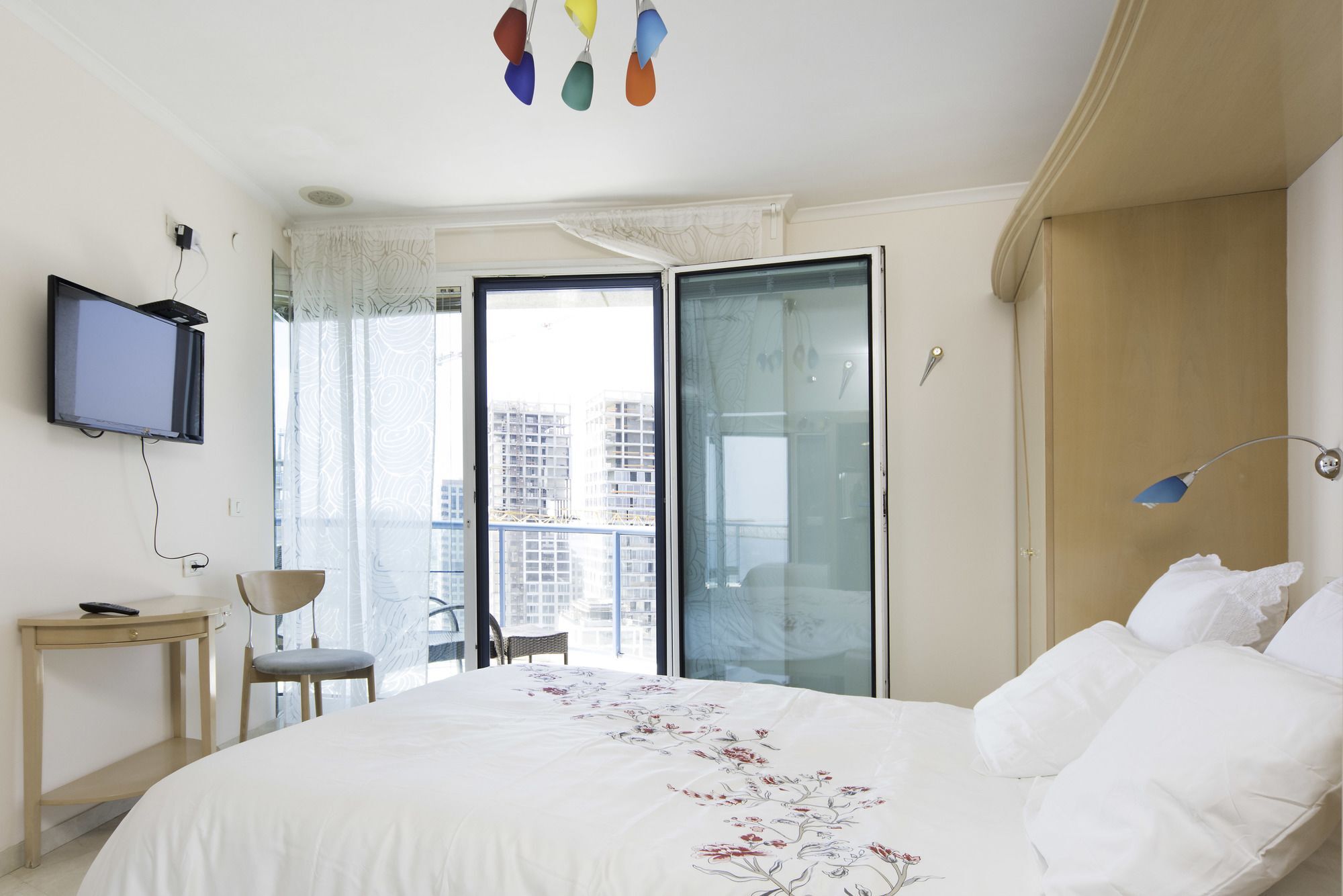 Excellent Beachfront Apt W/ Pool Access By Sea N' Rent Tel Aviv Dış mekan fotoğraf