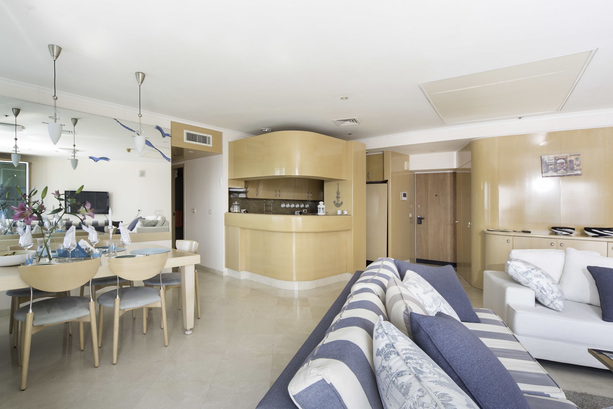 Excellent Beachfront Apt W/ Pool Access By Sea N' Rent Tel Aviv Dış mekan fotoğraf