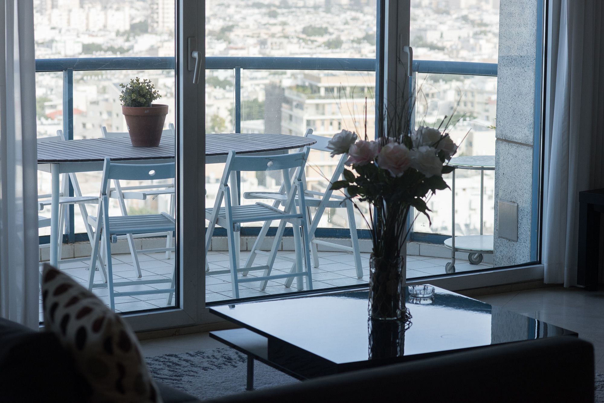 Excellent Beachfront Apt W/ Pool Access By Sea N' Rent Tel Aviv Dış mekan fotoğraf